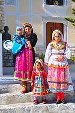 Traditionele klederdracht Olympos Karpathos | Greece  Photo 013 - Photo GreeceGuide.co.uk